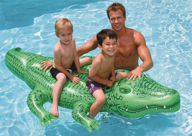 Mat Floating Giant Gator 84x50
